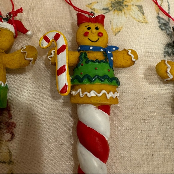 3 Adorable Gingerbread Themed Christmas Ornaments Red & White Icicles - Picture 5 of 10